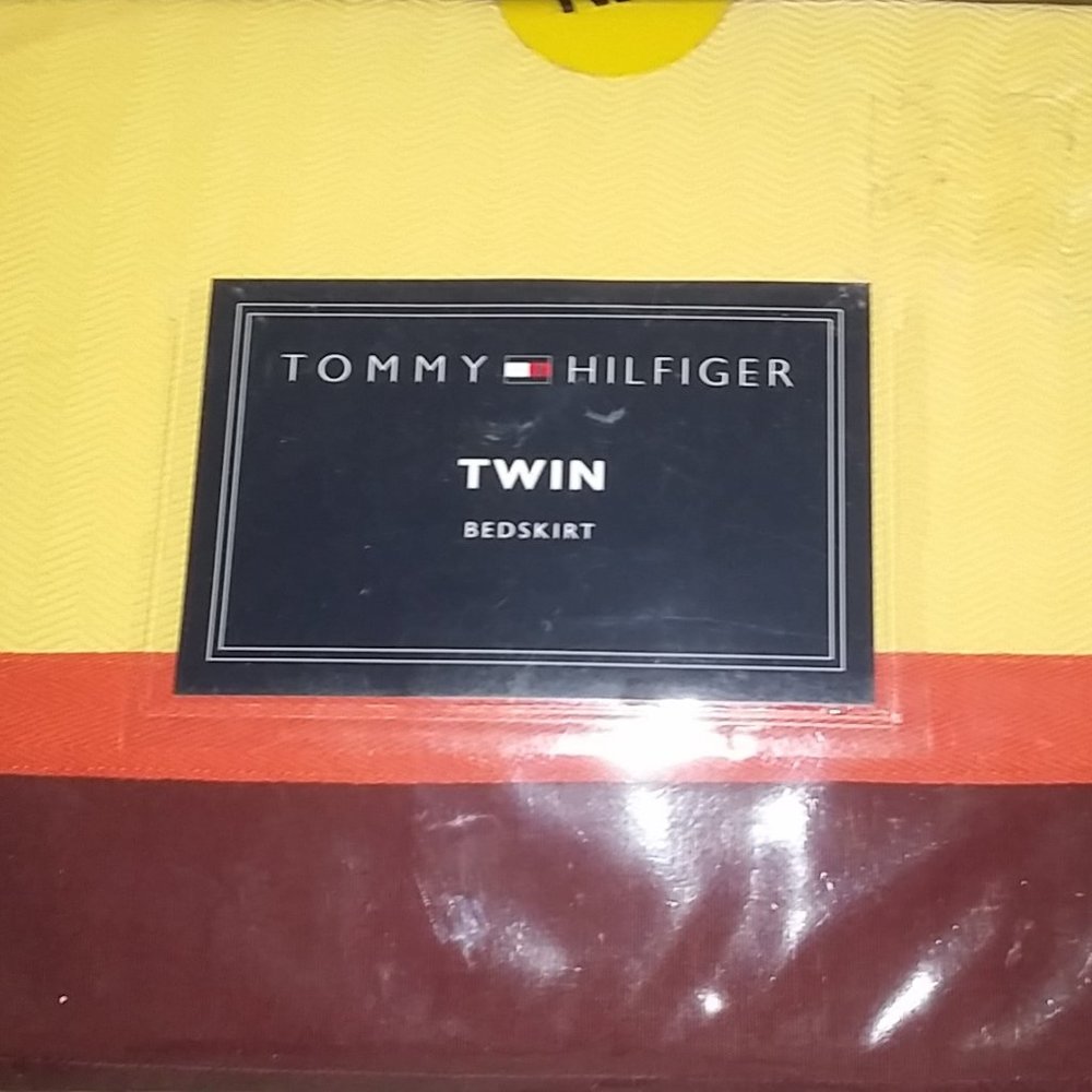 Tommy Hilfiger Twin Bedskirt